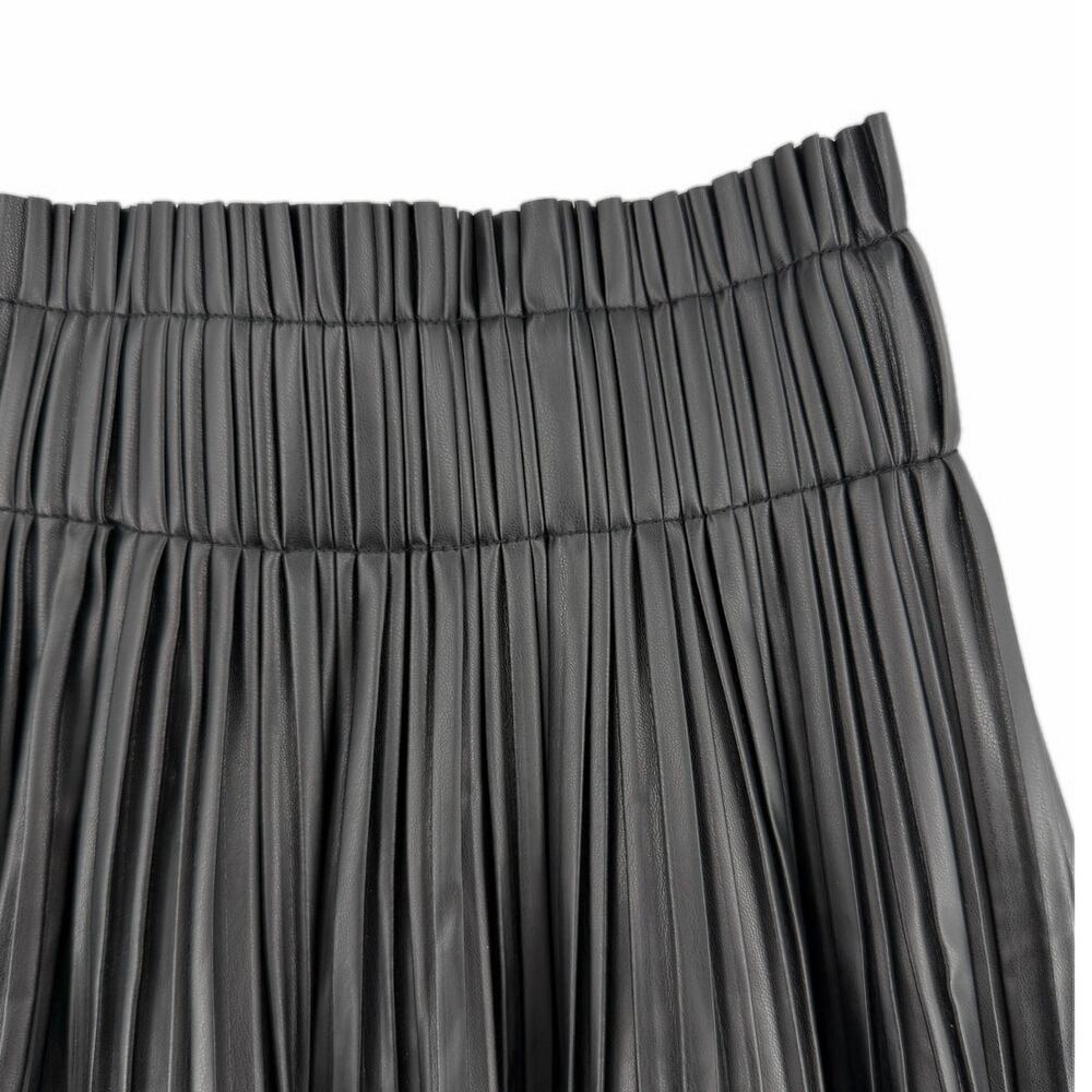 7 For All Mankind Black Pleated Faux Leather Pull On Elastic Waist Mini Skirt - Picture 3 of 7